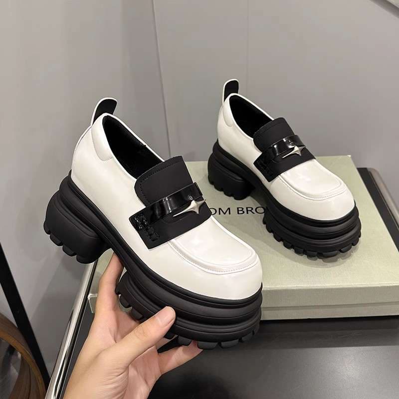 厚底スニーカー モードスリッポン厚底シューズ