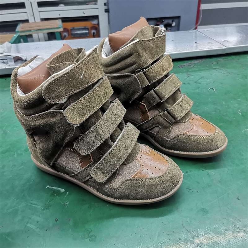 厚底スニーカー トレンディ ストリート ハイカットスニーカー