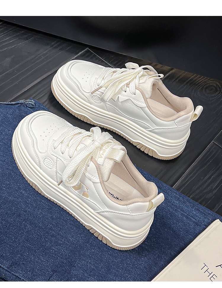 厚底スニーカー パンダモチーフ厚底スポーツシューズ